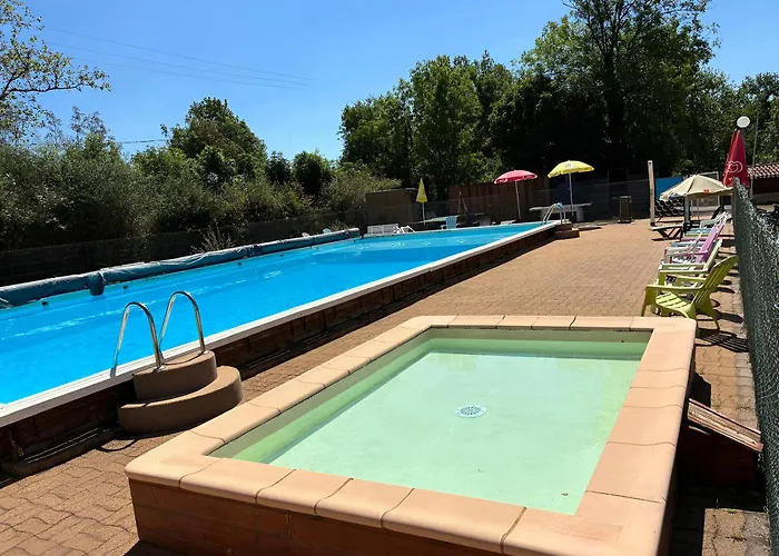 Les Monts D'albi Campingplatz